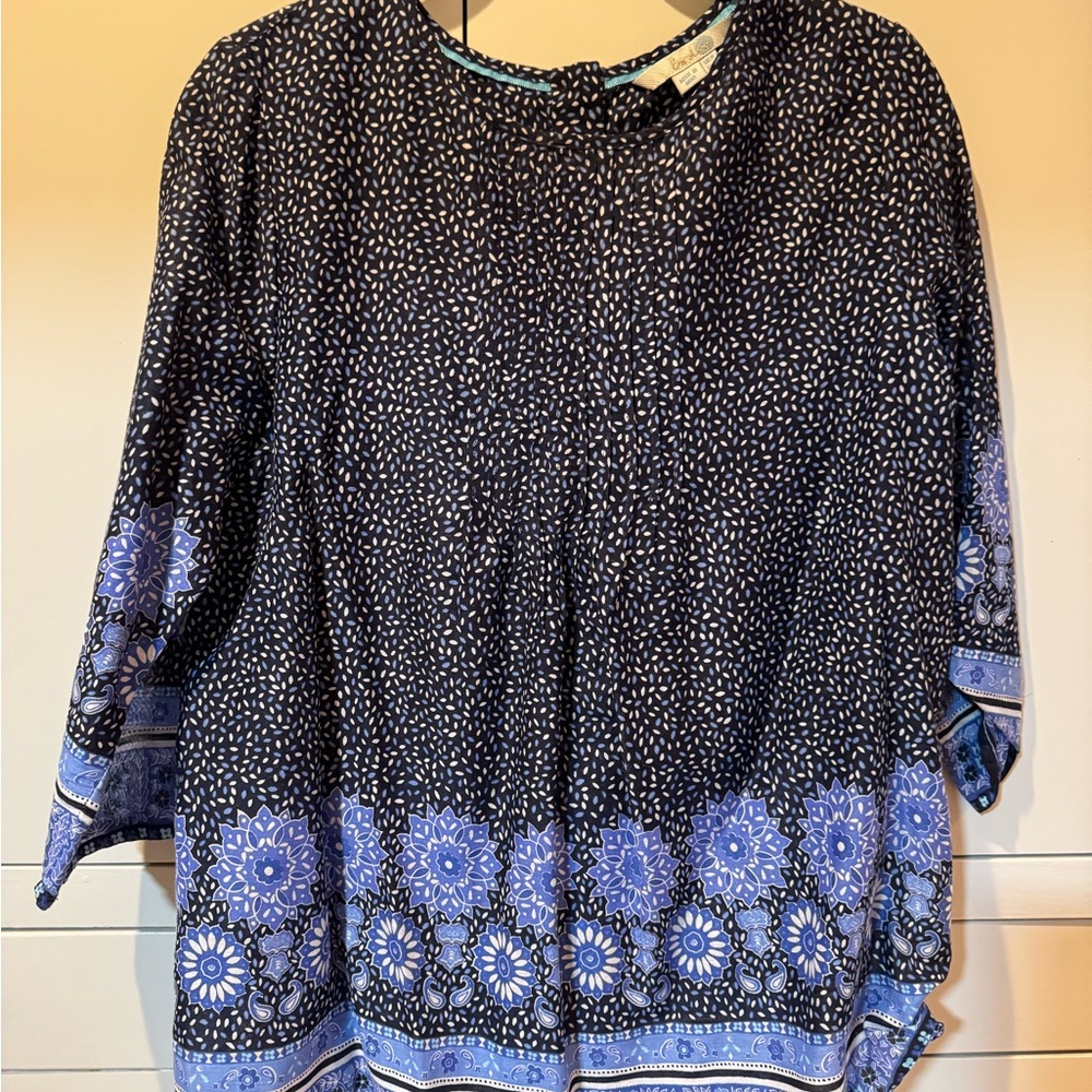Women's Blue Patterned Top